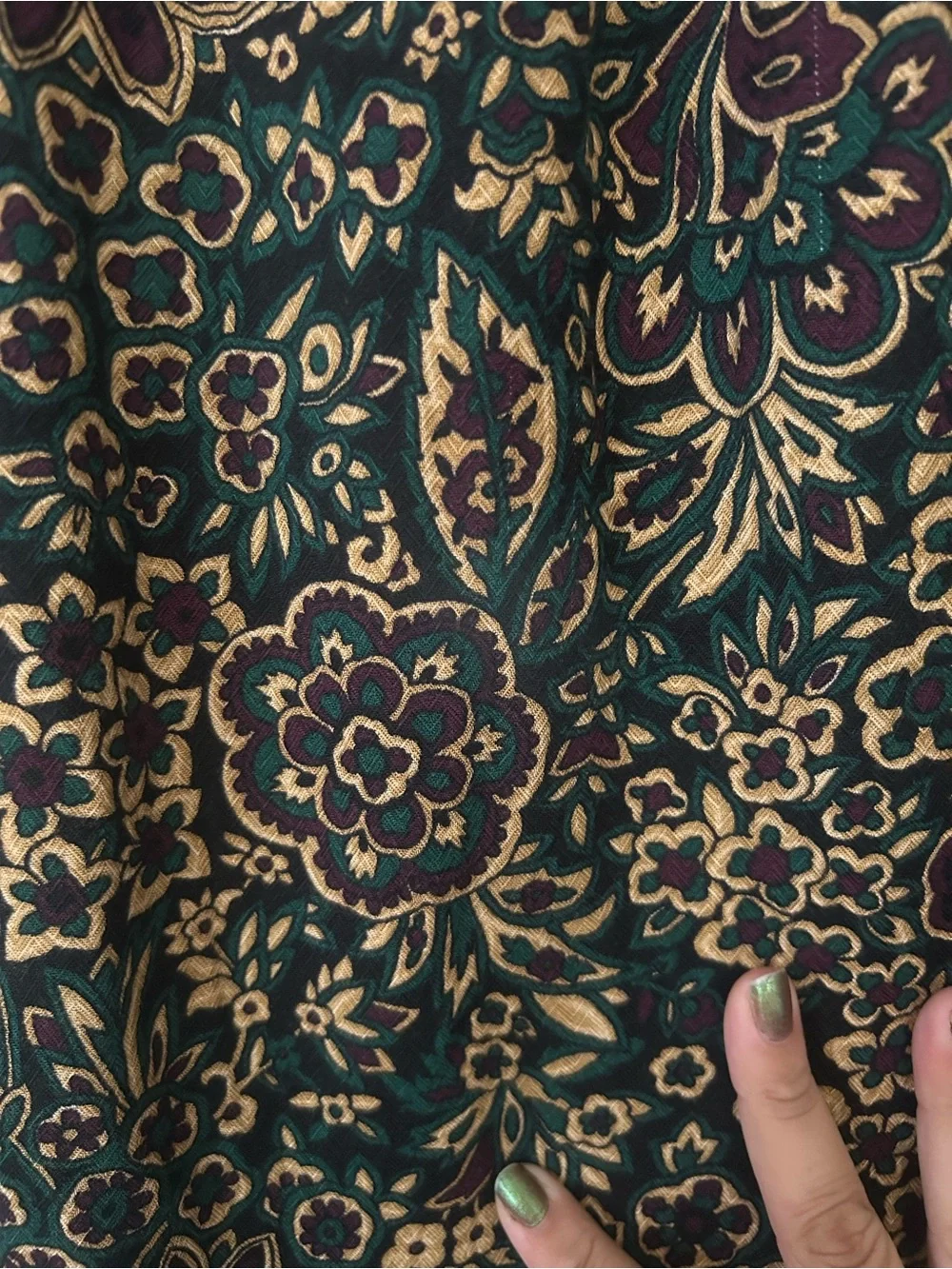 Sag harbor Floral Midi Skirt in Black and Brown blue and purple